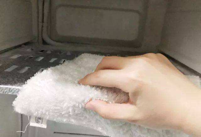 冰箱接水槽结冰什么原因